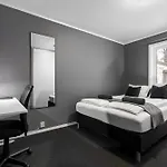 Near Downtown - Large Beds - Free Parking *
