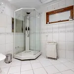 アパート Near Downtown - Large Beds - Free Parking