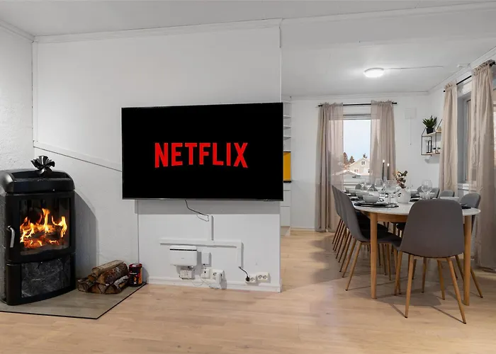 Διαμέρισμα Near Downtown - Large Beds - Free Parking *