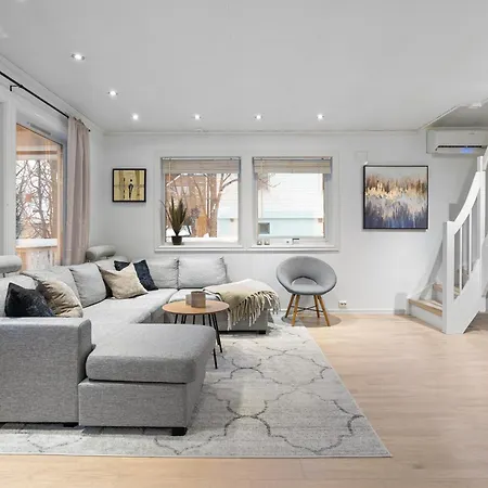 Apartament Near Downtown - Large Beds - Free Parking Tromsø